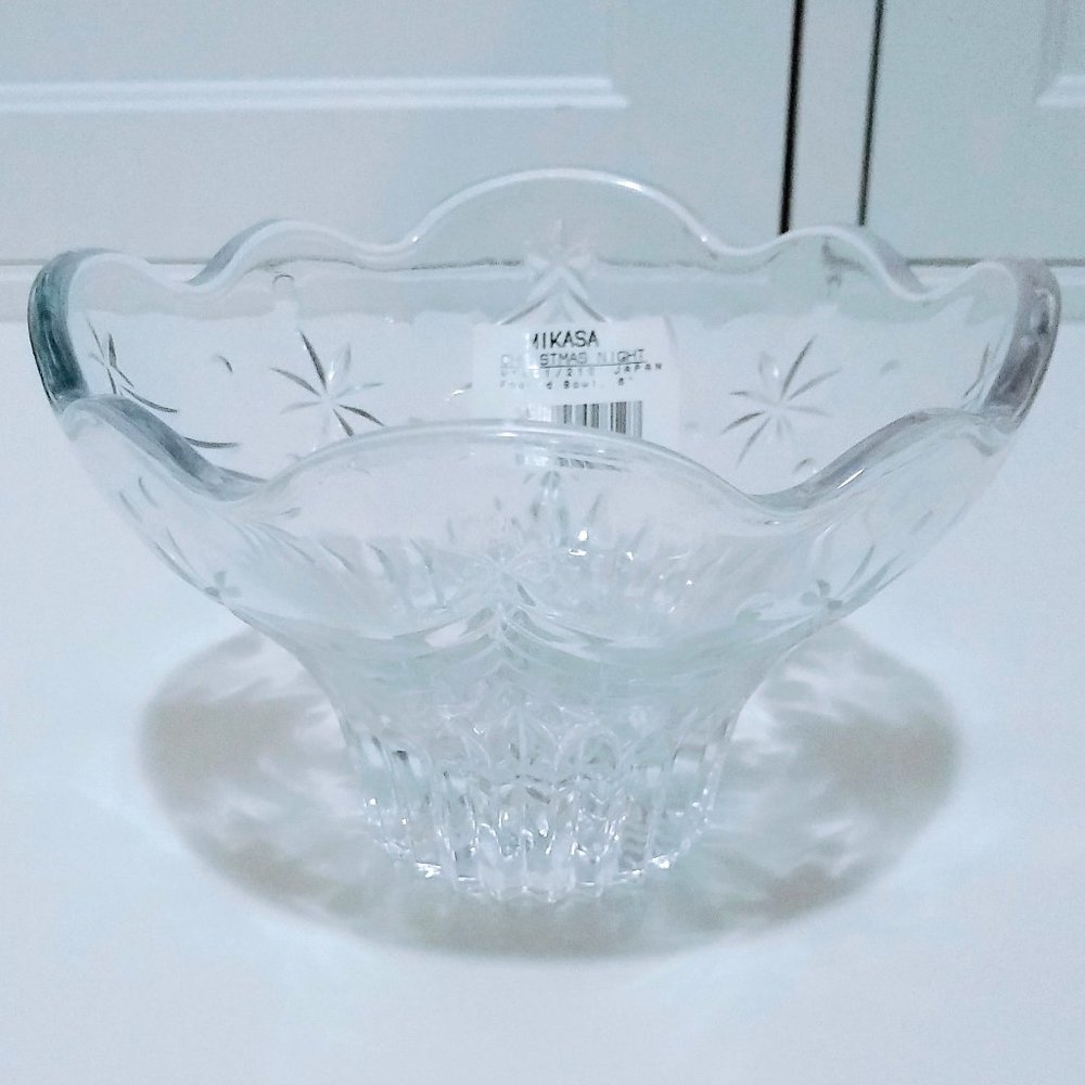 Celebrations by Mikasa  Glass Candy Footed Bowl Christmas Night - Picture 7 of 13